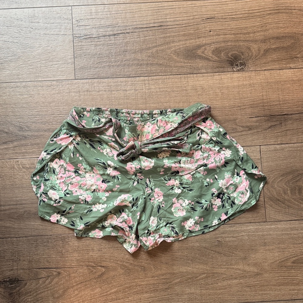 Francesca's Collections Floral High Waist Shorts - Green and Pink